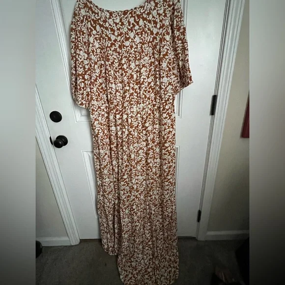 Wonderly Terracotta and White Floral Dress - Picture 6 of 6